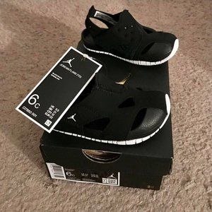 Boys’ Toddler Jordan Flare Sport Sandals (NIB)